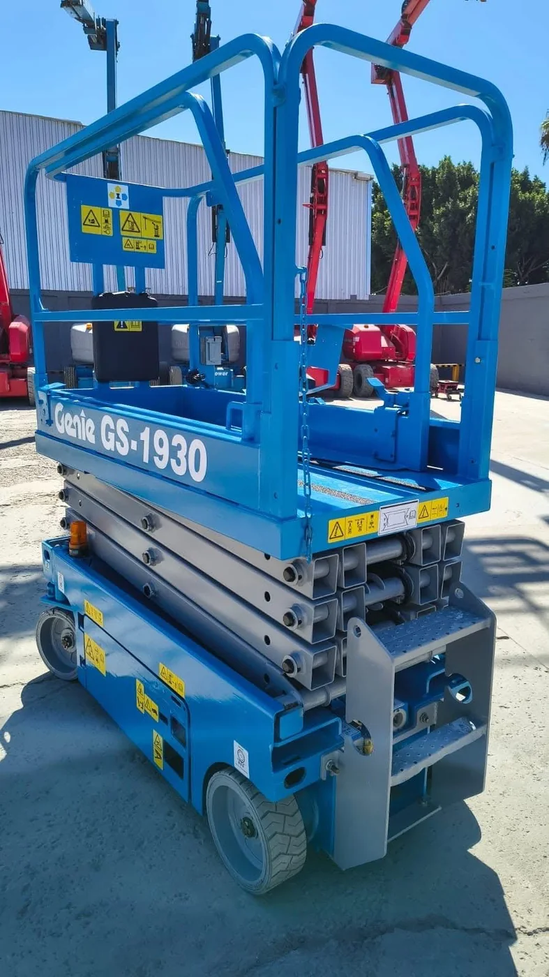 Renta de Plataformas Tipo Tijera